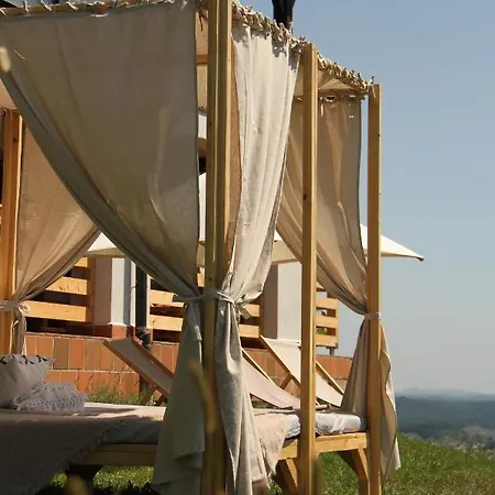 아파트 Wooden Fairytale