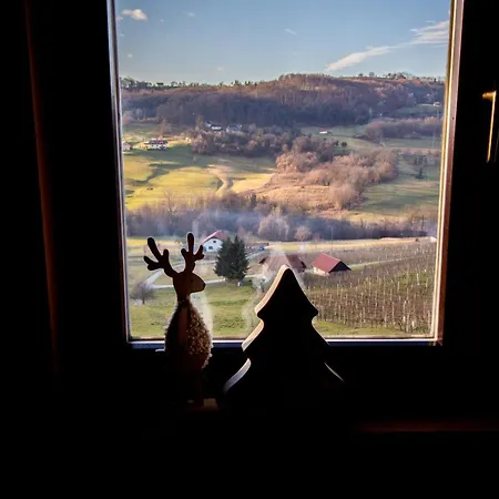 Wooden Fairytale 아파트 Lesicno